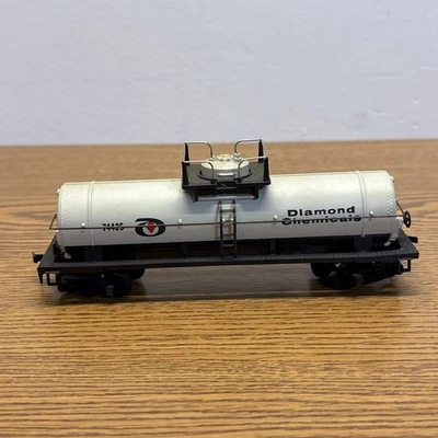 Coche cisterna TYCO escala HO Diamond Chemicals coche de una cúpula sin caja Foto 1 de 4