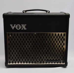 Vox Valvetronix VT15 15 Watt Modeling Tube Amp Combo with 8" Speaker (U) - Picture 1 of 5