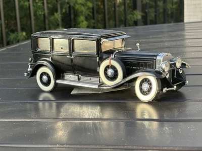 Franklin Mint 1930 Cadillac V16 Modelo 452 Imperial Sedán 1:24 Al Capone Negro Foto 1 de 4