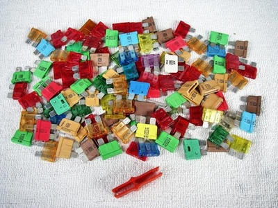 100 Stk. ATO Stecksicherungen KFZ Autosicherung Flachsicherung 5-30 A   - Bild 1 von 2