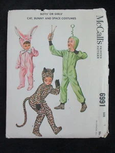 Disfraz de colección 1963 McCall's estampado patrón 6991 talla 8 gato, conejito y espacio sin cortar - Imagen 1 de 4