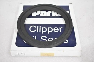 PARKER 7193 H1L5 3QTR11 CLIPPER OIL SEALS MADE IN USA - Picture 1 of 5