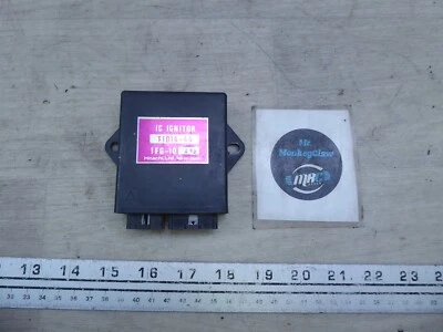 Yamaha XJ700 1985 Maxim Y229-1) CDI encendedor unidad de control de encendido caja funciona  Foto 1 de 4