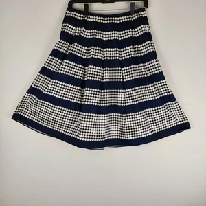 Talbots Women’s Petites 2P Skirt Striped Polka Dot Navy Blue Cream Pleated EUC - Picture 1 of 5
