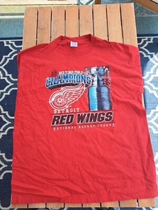 Vintage 90s Mens XL Detroit Red Wings Back to Back Stanley Cup Champions T-Shirt - Picture 1 of 4