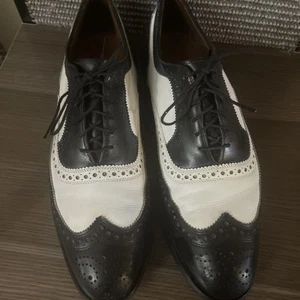 ALLEN EDMONDS 11,5 A BROADSTREET SCHWARZ & WEISS ZUSCHAUER ELEGANTE SCHUHE - Bild 1 von 10