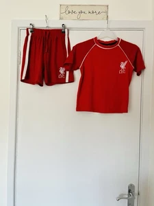 Boys Age 7/8 Yrs LFC Football Top and Matching Shorts ( 15” from Pit to Pit ) - Picture 1 of 6