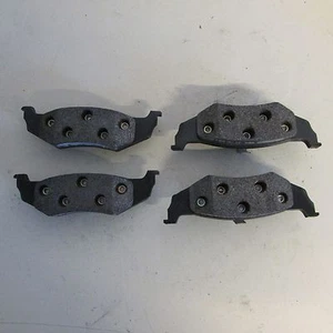 Kit pastiglie freni anteriori 04762669 Chrysler Cirrus 1995-2000 12898 20A-2-C-6 - Picture 1 of 1