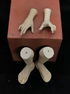 Un Paio Di Piedi/mani Legno Figura Donna figure presepe pastori 32/35Cm - Foto 1 di 12