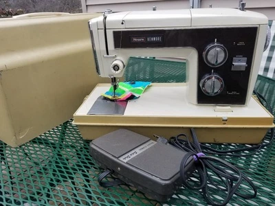 Kenmore 158.18130 швейная машина с чехлом 1,2 ампер работает отлично встроенные стежки - Изображение 1 из 4