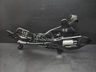 Infiniti G37 Q60 2009-2015 convertible lado izquierdo solapa estante motor bisagra brazo OEM Foto 1 de 4