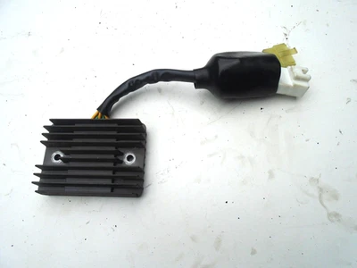 HONDA VFR 800 1998-2001   Regulator Rectifier - Image 1 of 2