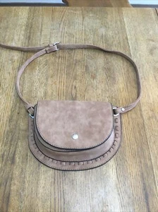 Neu ohne Etikett Universal geflochten braun Bauchtasche Gürteltasche Kunstleder Wildleder - Bild 1 von 5