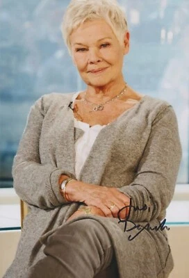 JUDI DENCH Original Autogramm signiertes 20x30 Großfoto Top Portrait - Bild 1 von 2