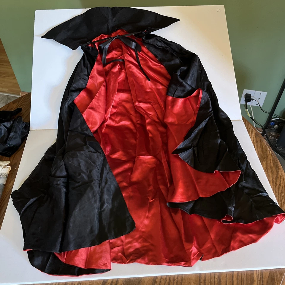 Винтажный BUTTERICK 4971 Дракула костюм шитье узор мальчиков S-L плащ Хэллоуин - Изображение 1 из 4