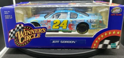 Jeff Gordon #24 Peanuts Monte Carlo escala 1:24 diecast 2000 Winners Circle nuevo en caja Foto 1 de 4