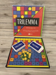 Trilemma Juego de Mesa Vintage Matemáticas Aprendizaje Juego Completo Edad 6+ Tabla de Tiempos - Imagen 1 de 4