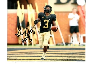 Greg Dortch Wake Forest Diacons foto calcio autografata firmata 8x10 2019 NFL* - Foto 1 di 1