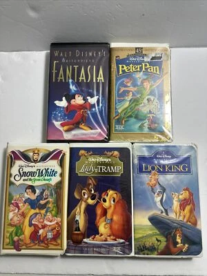 Walt Disney VHS: Fantasia Peter Pan Snow White Lady And The Tramp Lion King - Image 1 of 4
