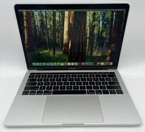 💻 MacBook Pro 13” (2019) - i7 2.8 GHz - 16 Go - 256 Go 💻 - Photo 1/9