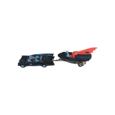 Corgi Toys Gift Set Batmobile 267 & Batboat Trailer 1976 Figures 1976 IMPERFECT - Image 1 of 4