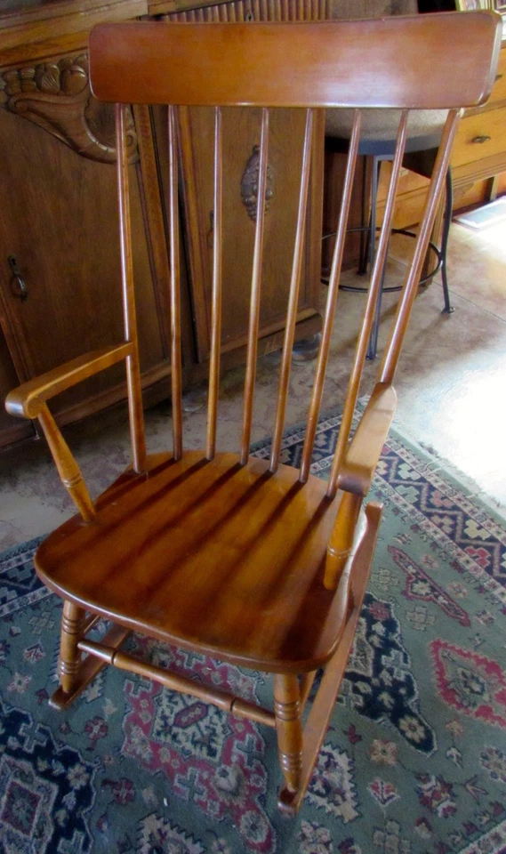 AMERICAN CRAFT номер 3 Клен V.H. Кресло-качалка 1962 & Dan John Street Нью-Йорк - Изображение 1 из 4