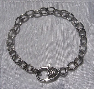 ARMBAND Metall versilbert Farbe METALL 20cm KETTE GLIEDER 7x5mm KARABINER *C89 - Bild 1 von 1