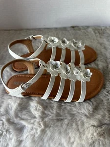 Report Carmenia Sandals Girls Size 5 White Floral Applique Strappy Open Toe - Picture 1 of 7