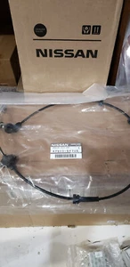 New Genuine Nissan Maxima  Infiniti I30, I35  Front Anti Skid Sensor 47910-5Y705 - Picture 1 of 2