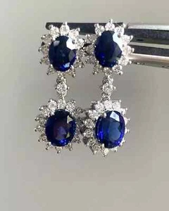 Orecchino oro bianco 14 kt ovale certificato 4,70 ct zaffiro blu naturale e diamanti - Foto 1 di 3