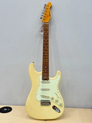 Aria Pro II STG-62 Classic Strat Style In Vintage White - Image 1 of 4