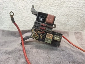 1984-1988 Toyota Pickup Truck 4Runner Under Hood Fuse Box No Cover 7124-2510 B - Picture 1 of 8