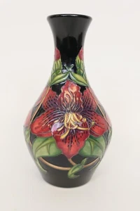 Moorcroft 'Tigris' baluster vase, circa 2015, designed by Rachel Bishop - Picture 1 of 1