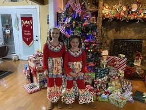 Girls Christmas Outfit - Picture 1 of 2