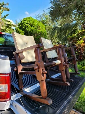 PAIR OF MID CENTURY LATIN AMERICAN MODERNISTS HACIENDA CHAIRS Foto 1 de 4