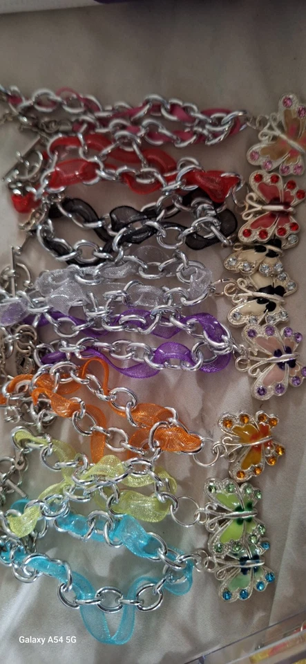 Brazalete mariposa hecho a mano Foto 1 de 2