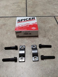 3-70-58X Dana Spicer Universal Joint Bolt Strap Kit 1350/1410 GM Chevy U-Joint - Picture 1 of 1