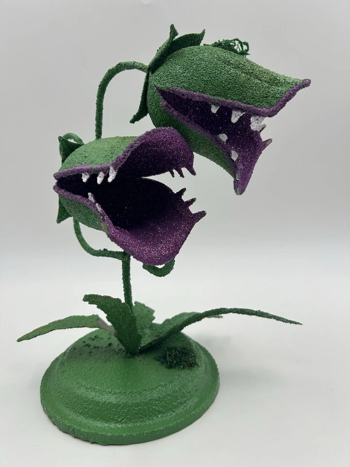 Michaels 12” Verde Venus Mosca Trampa Acento de Mesa por Ashland Decoración de Halloween Foto 1 de 4