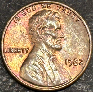1982-P LINCOLN MEMORIAL CENT PENNY TONED DETAILED COIN - Picture 1 of 2
