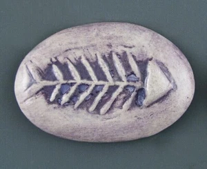 ARTISAN MADE CERAMIC BUTTON WITH SOUTHWEST DESIGN - Picture 1 of 4