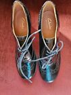 Clarks Grube buty na obcasie Oxford czarne lakierowane skóra sznurowane rozmiar 5.5