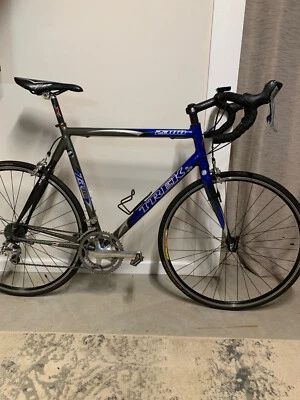 TREK 2300 ZR9000 60 cm Foto 1 de 4