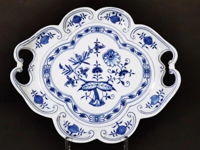 Meissen Zwiebelmuster Servierplatte mit Griffen PRUNKTABLETT Barock, neuwertig - Bild 1 von 4