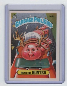 Hunted Hunter Garbage Pail Kids Miscuts/Die Cut/Off Center ERROR Card - Original - Picture 1 of 4
