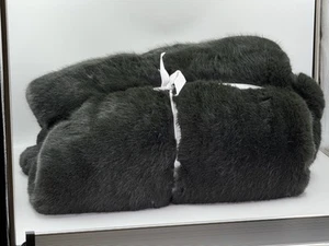 New Pottery Barn Oversized Mink Faux Fur Throw Blanket 60x80" Sycamore Green - Picture 1 of 3