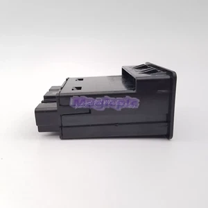 For GM USB and USB-C Ports Receptacle Black 13529873 19-2022 GMC Chevy Cadillac - Picture 1 of 8