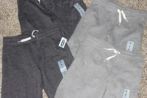 NWT Old Navy Knit Sweat Short Active Lot Medium 8 Gray Elastic Waist Pull On - Picture 1 of 2