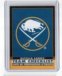 2020-21 O Pee Chee Retro Black Border Team Checklist # 554 Buffalo Sabres 92/100 - Foto 1 di 2