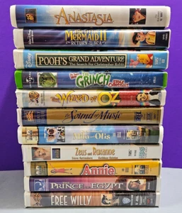 Lot of 11 Disney Family VHS Tapes Little Mermaid II Wizard of Oz Annie Grinch(f) - Picture 1 of 5