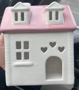 Target Spritz Valentine's Day Pink Roof House With Hearts Ceramic Decor *READ* - Picture 1 of 11